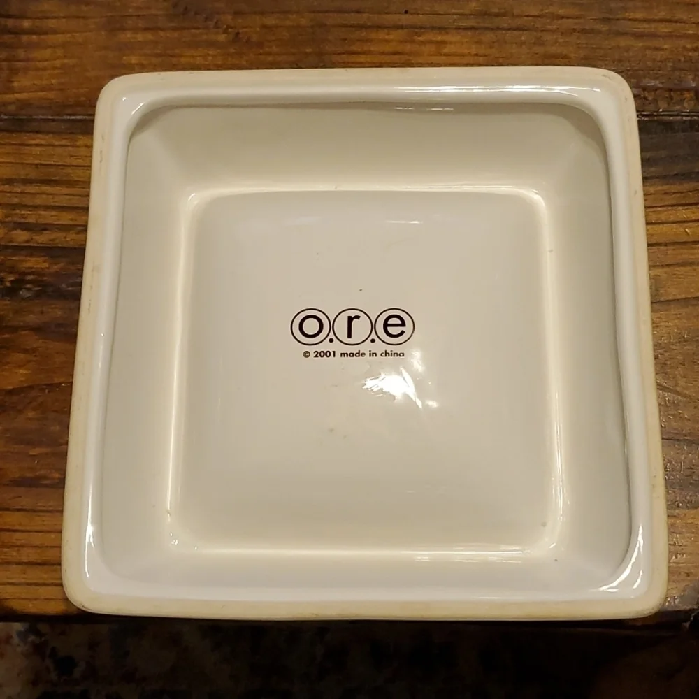 O.R.E. Square Dog Bowl